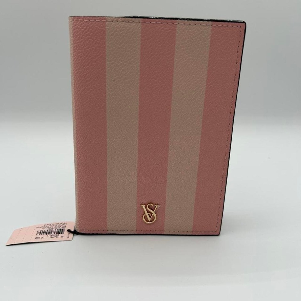Victoria's Secret Signature Pink Stripe Passport Cover Case Wallet NWT.